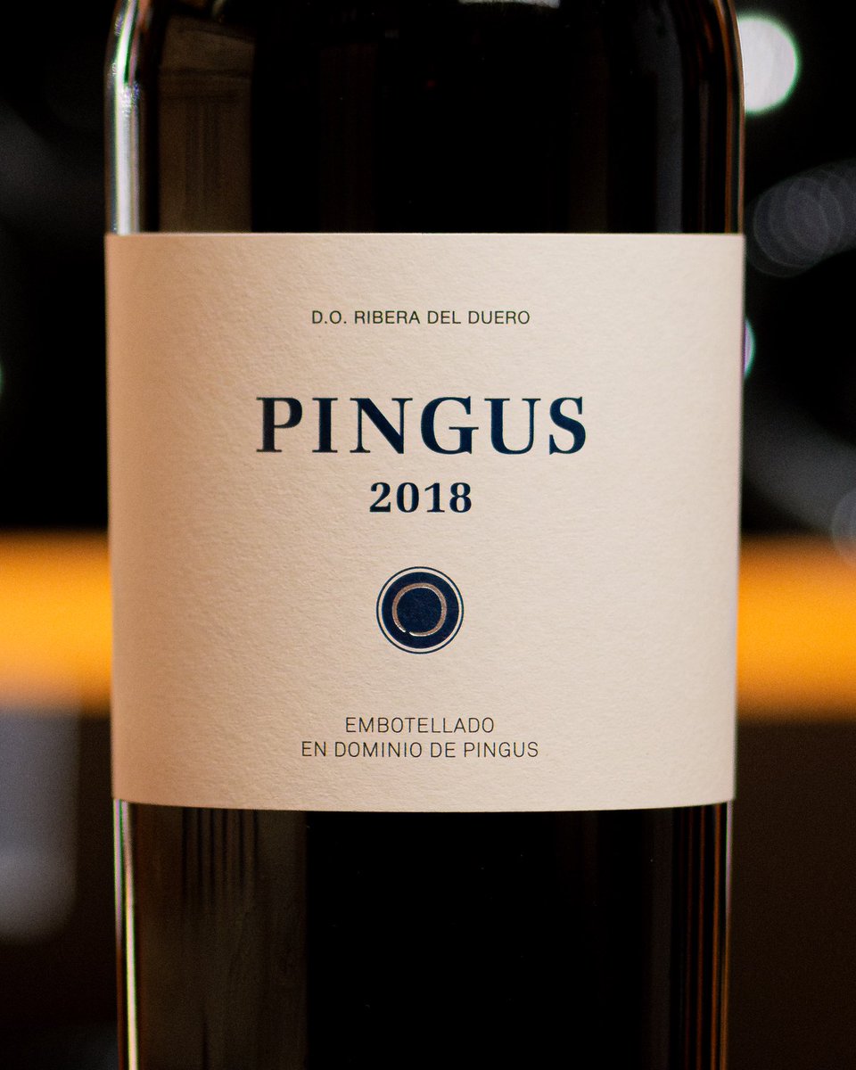 vilaviniteca's tweet photo. Pingus 2018 es una de las añadas más deseadas del gran vino de Peter Sisseck. Tinto fino de La Horra plantado en 1929 en las emblemáticas parcelas Barroso y San Cristóbal. Exclusivas 8.000 botellas de este grandísimo tinto, icono mundial. #vinodeldía https://t.co/cnIBYhIwfR https://t.co/bdiLCTrTAe