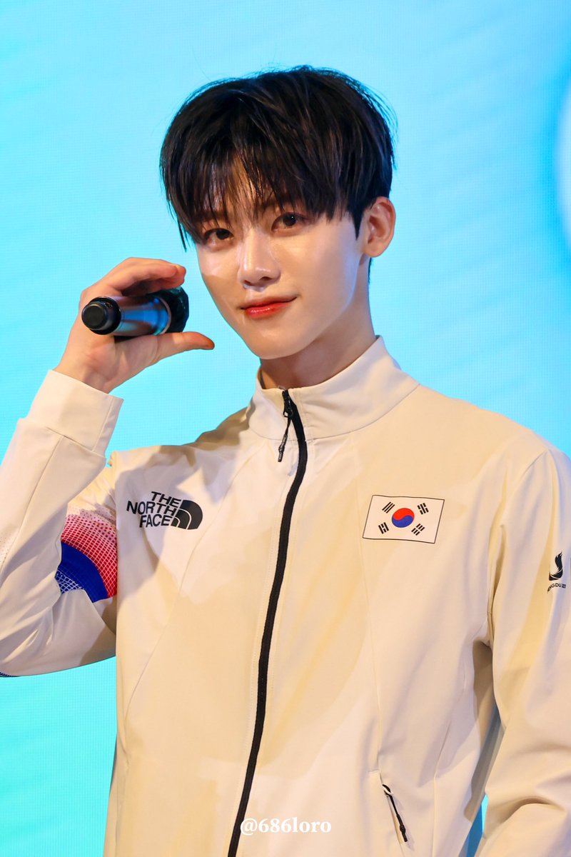 mcdtournesol's tweet image. แจมิน นา กับชุดนักกีฬาสปีดสเก็ตทีมชาติ ㅠㅠㅠㅠㅠㅠㅠㅠㅠㅠㅠㅠㅠㅠㅠㅠ 

ถ้าไม่มีคุณไอดอลแจมิน เราก็คงอาจจะได้พบกับแจมินในชุดนี้แทนไหมนะ 🥺