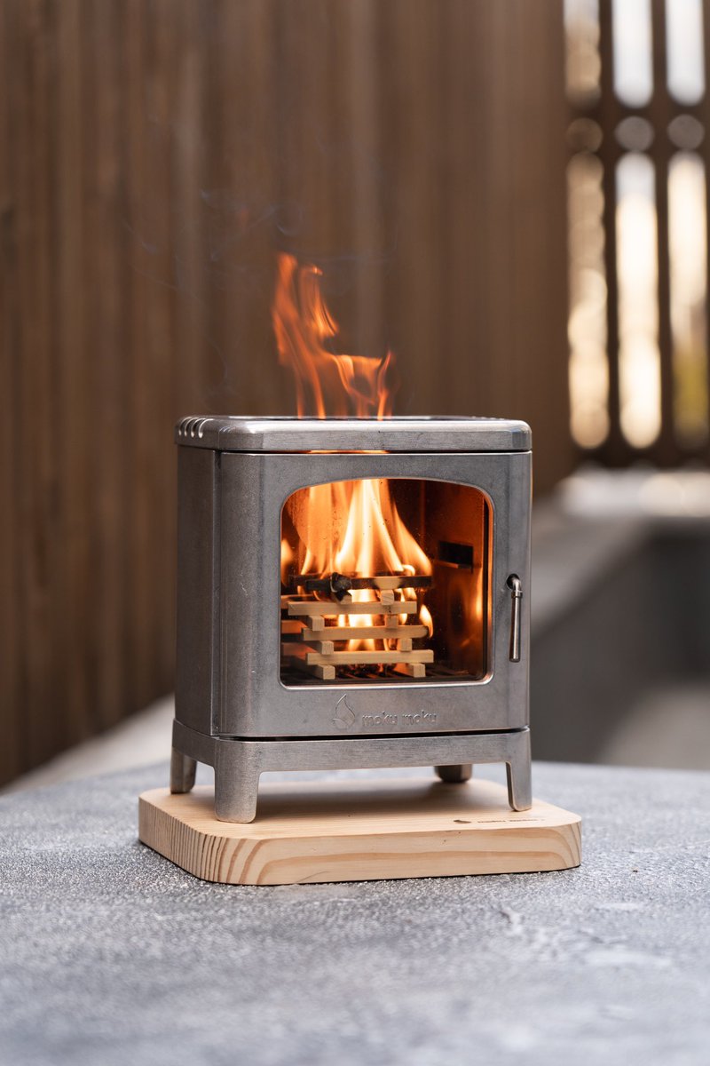 ちいさなまきストーブコンロ」は、心地よい炎をどこでも楽しめる