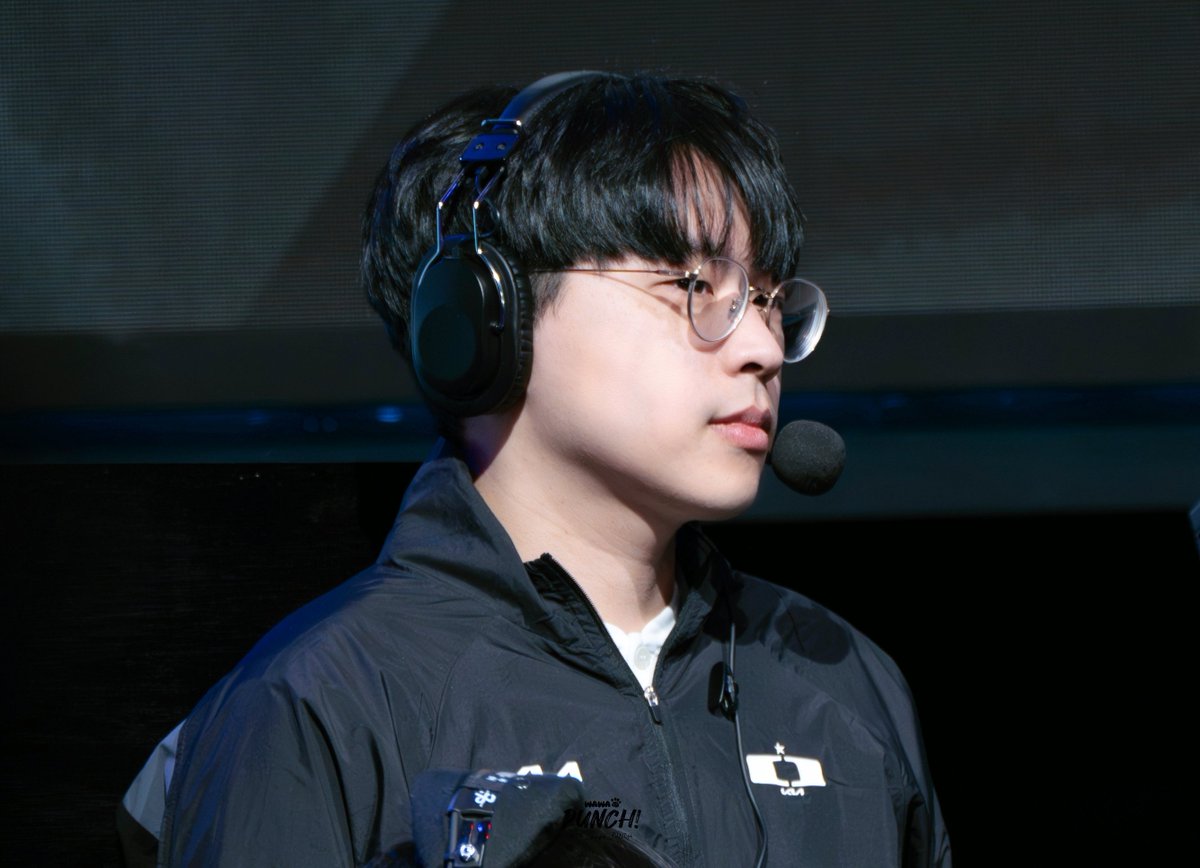 241208 케스파컵

벵기감독님✨️
#벵기 #Bengi #배성웅 #DplusKIA