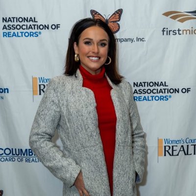 lindsbay's tweet photo. #NewProfilePic https://t.co/bXzYDILd5o