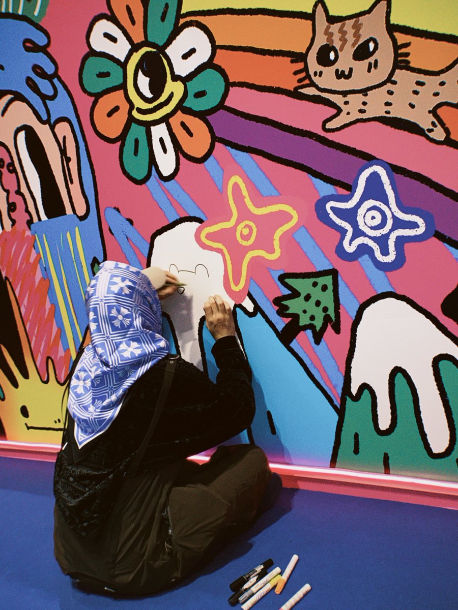 ศิลปะอยู่ในใจ🎨🖍️

#TheGleamConcert 
#BuildJakapan <a href="/JakeB4rever/">BIU.</a> 
#Beyourluve