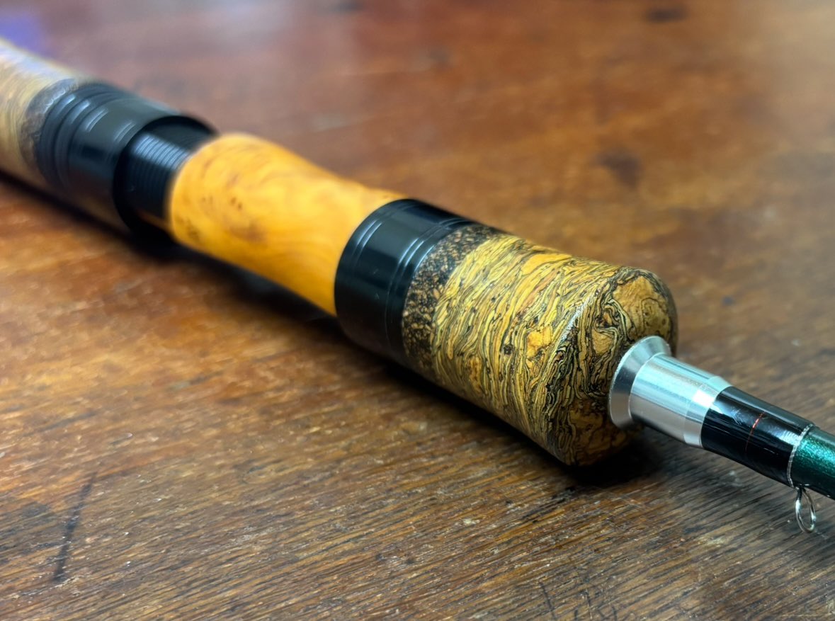 l_r_factory's tweet image. 《金太郎様分》

☆ENHANCER(E51ML-2 TW)の既存コルクグリップ＋リールシートを取り外し #extreme_grip に換装。

詳細↓
instagram.com/p/DD3fTFtPbZY/…

#lr_custom_rod
#customrod
#カスタムロッド