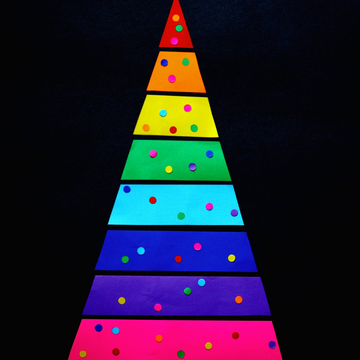 Feeling lonely this Christmas? You’re not alone. Discover how kindness, community, &amp; connection can turn isolation into belonging. bit.ly/LonelyXmas25💙