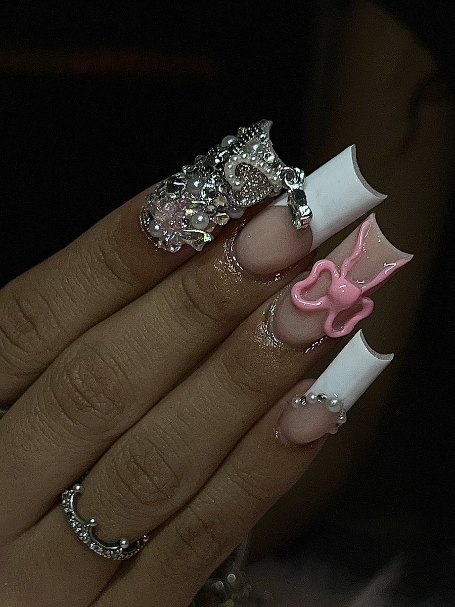 nailsbyrielle's tweet photo. #MDNAILTECH I’m a 20 year old nail tech wanting to show my latest sets! I’m located in Aberdeen, Md| This is my Instagram: nailbyrielle
Please rt my next client can be on your timeline 😩🤌🏼 https://t.co/fUXtelWOld