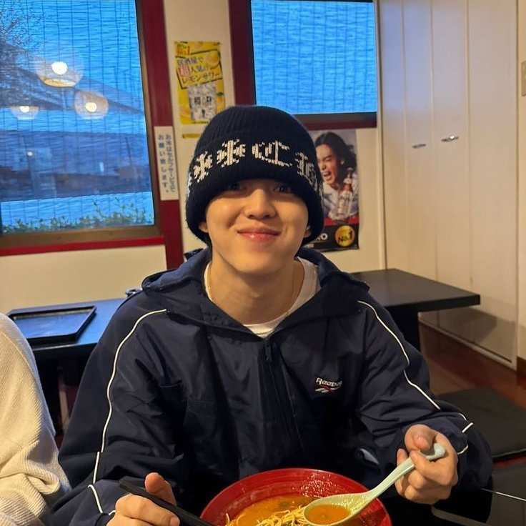 kayacoups's tweet photo. white sauce 🔞
csc x oc

white sauce ng fettucine alfredo ang paborito ni hannah, but her boy bff, ollie, only shrugs

"𝙢𝙖𝙨 𝙢𝙖𝙨𝙖𝙧𝙖𝙥 𝙥𝙖 '𝙬𝙝𝙞𝙩𝙚 𝙨𝙖𝙪𝙘𝙚' 𝙠𝙤 𝙙𝙞𝙮𝙖𝙣"

https://t.co/shjqBb9AY3 https://t.co/3636v9hUwP