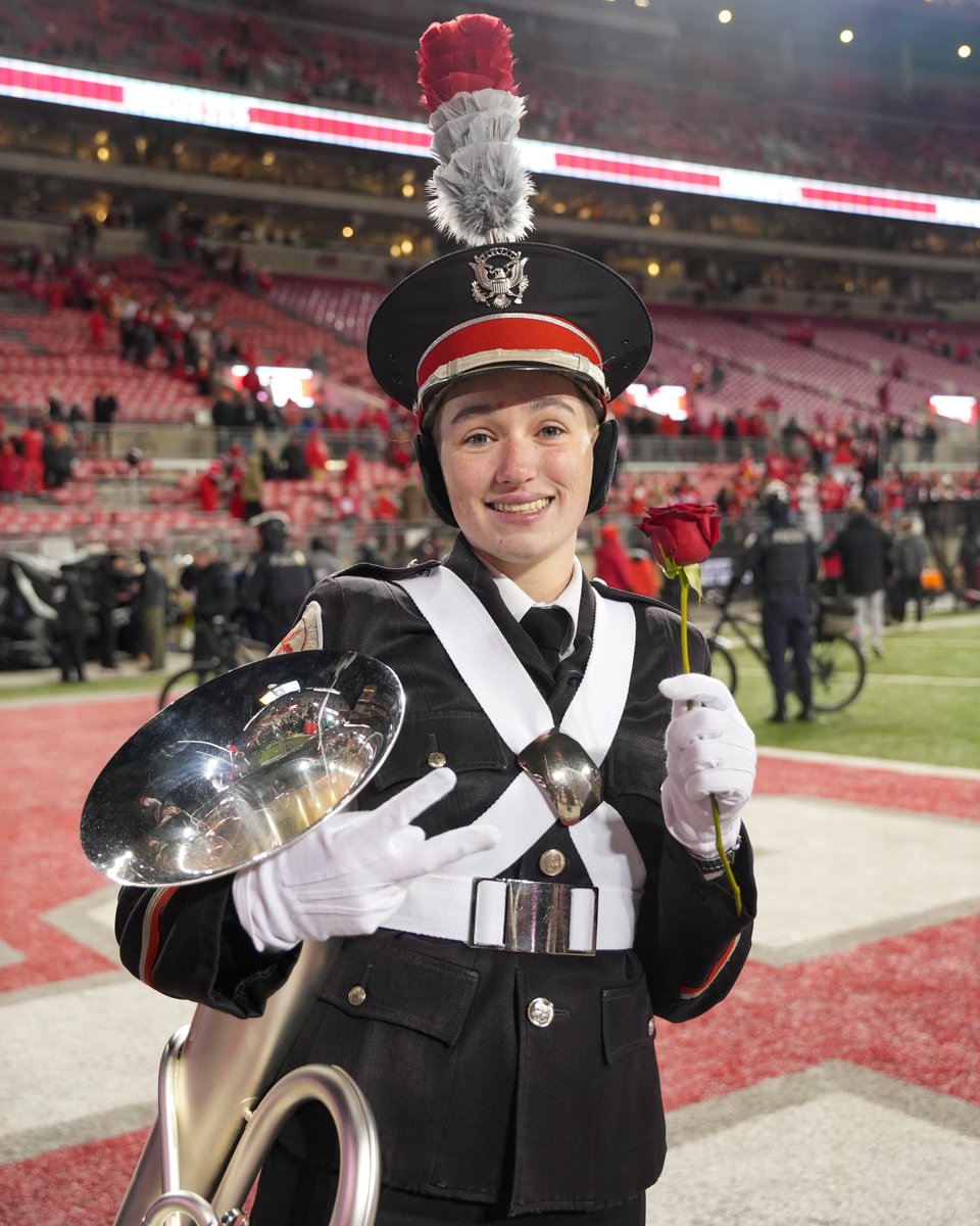 TBDBITL's tweet image. All smiles now 😁🌹 #GoBucks