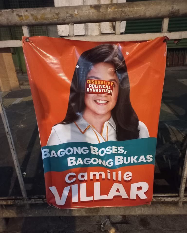 leinpop's tweet photo. TAMA LARUIN NIYO YANG TARPAULIN NG MGA GAGONG YAN! https://t.co/ZjjCEC90Dr