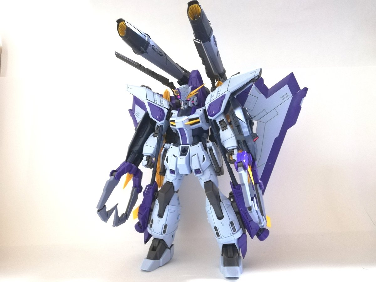10_mimaki's tweet photo. レイダー、カラミティ、フォビドゥンの機能を統合しただけあって、ギミック満載のいじって楽しいプラモです
1/100とはいえ、差し替え無しで全てのギミック展開できるのはすごい
#ガンプラ
#SEEDECLIPSE https://t.co/2X8IocIrpS