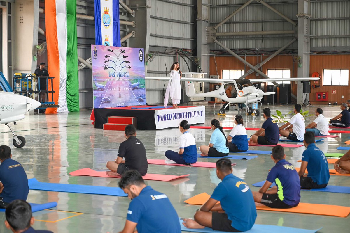 IN_GNA's tweet photo. FLYING HIGH ON INNER PEACE!
On #WorldMeditationDay, INS Hansa, INAS 300 White Tigers  and Material Organisation (Goa) organised inspiring meditation sessions with @ArtofLiving.
 
#GoaNavalArea
#MentalWellnessMatters #ResilienceInUniform #MindfulnessInAction https://t.co/ynoL7mbMMe