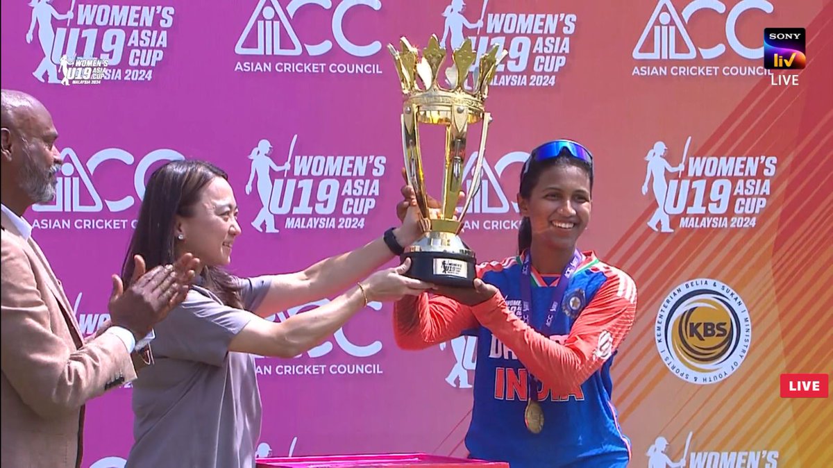 CricCrazyJohns's tweet image. INDIA - THE CHAMPIONS OF INAUGURAL U-19 ASIA CUP 🇮🇳

Captain Niki Prasad with the Asia Cup Trophy, the future star.