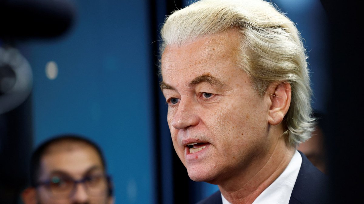 GlobeEyeNews's tweet photo. Terrorist who attacked Christmas Market in Magdeburg stated in his tweet that anti-Islam Dutch politician Geert Wilders was his hero. https://t.co/bhD3a0AwpI