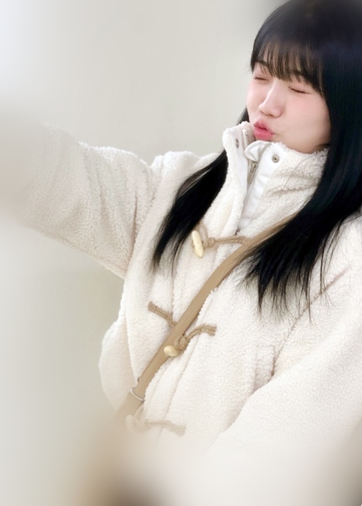 如果和小魚做愛的話  你會喜歡哪種吖？ 

A：帶套 B：無套吹 C：無套  

#轉推按讚小魚偷偷塞福利