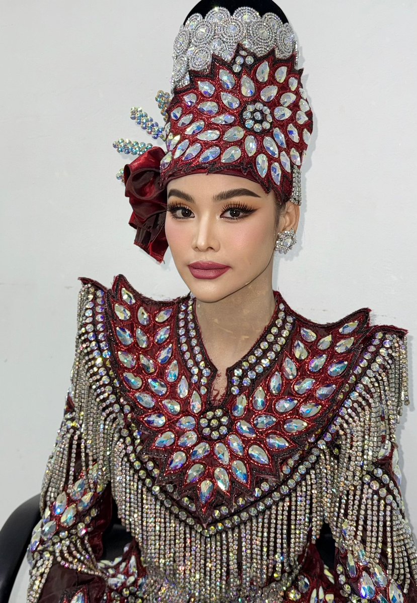 Engfa Waraha (ตัวจริง) tweet media