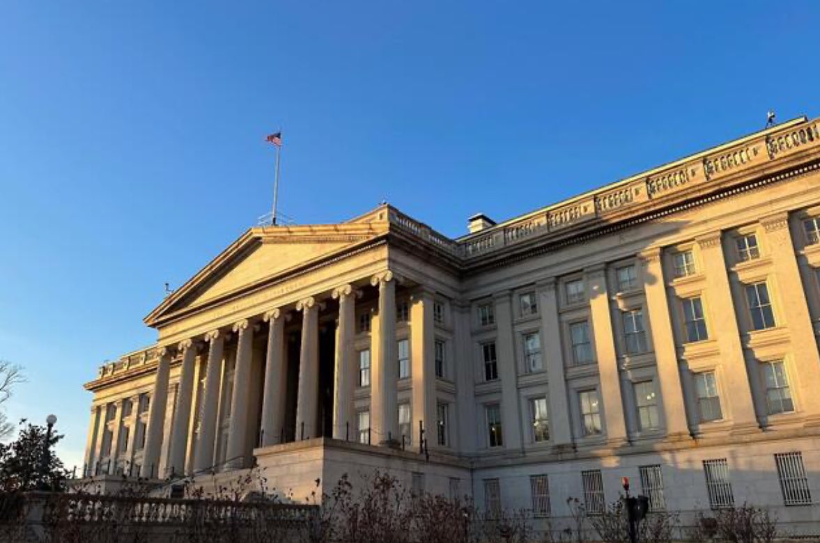 Usa_updates21's tweet photo. 🚨Breaking News: What Is the Debt Ceiling and Why Does It Matter?
📰 Read More: https://t.co/vLHJao2Z2r
#BuschGiftRedo $PENGU $CUTO #USPS #AsWeAre_WithSeungmin $NVDA #17dicembre #Trending #USAMIs新衣装 #USA #sundayvibes #US #LoveSick2024 #AIart #FuryUsyk2 #fosstotounel #arkanis https://t.co/nCQjcvHyaO