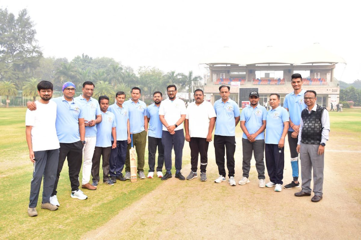 CollectorAnd's tweet photo. #HealthForAll

As part of the 100-Days Intensified TB Elimination Campaign, we organized a TB Awareness Cricket Match between the Health Department and Media teams. 🏏 This effort underscores the importance of community involvement in defeating TB.

With India’s TB incidence dropping by 17.7% (2015-2023) and treatment coverage rising to 85%, let’s strengthen our fight for a TB-free India! 🌟

We urge everyone—communities, corporates, influencers, & civil society—to join hands in spreading awareness and ensuring timely diagnosis and treatment. Together, we can eliminate TB! 💪

#TBMuktBharat #EndTB #100DaysTBCampaign
