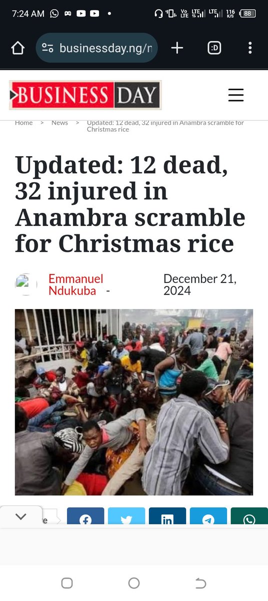 festus39403's tweet photo. @dexxybaba Obi Jackson don use ur hungry papa and mama renew im Juju 😄 

Igborillaas kwenu🙌🙌.. https://t.co/NOv5A8HpYW