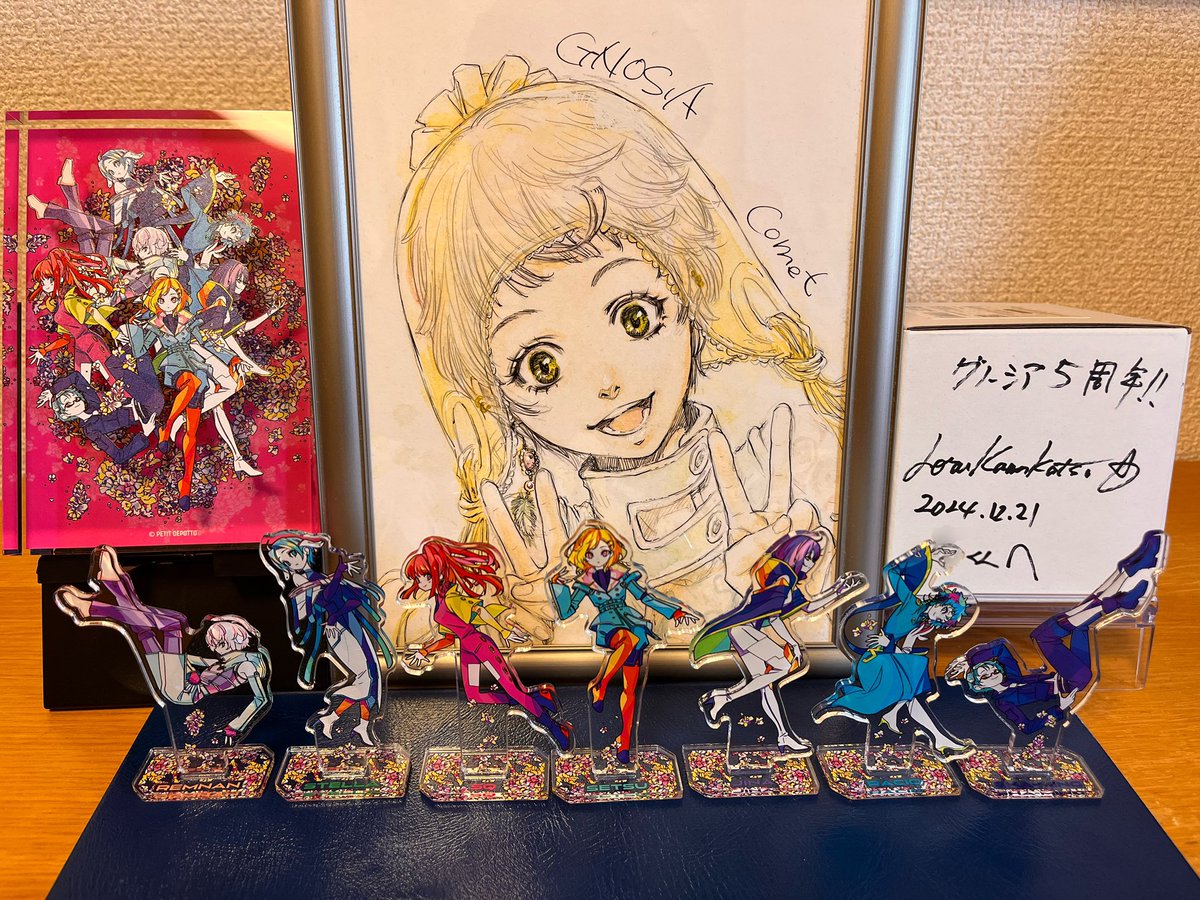 名古屋PARCOの『グノーシア』5周年記念ポップアップショップに行って来ました！

グノーシアグッズを部屋に飾りたくて、ストアでどのグッズを買おうかと迷っていたのに、気がついたら欲しい物全部買っていた！

(*´∇｀*)眼福ですなぁ〜