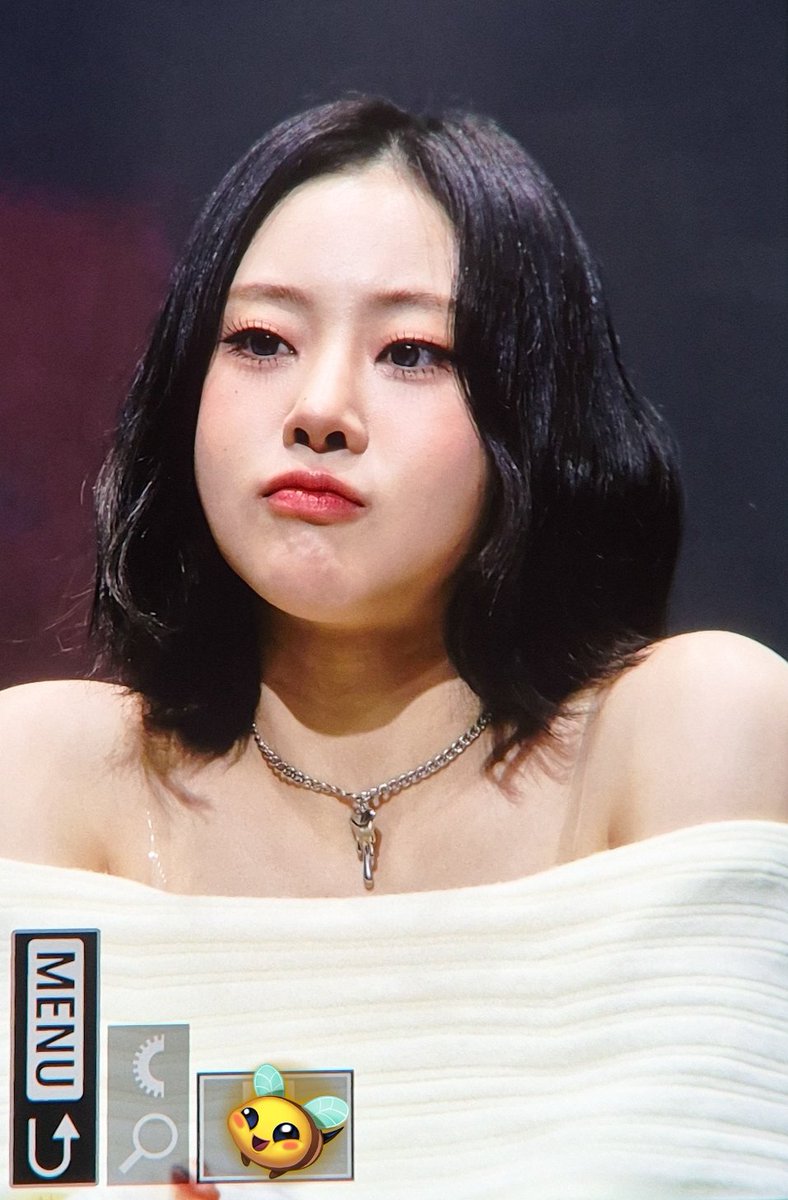 241222 🥟🥟🐱

#빌리 #Billlie
#션 #SHEON #김수연
#ション #キムスヨン #スヨン