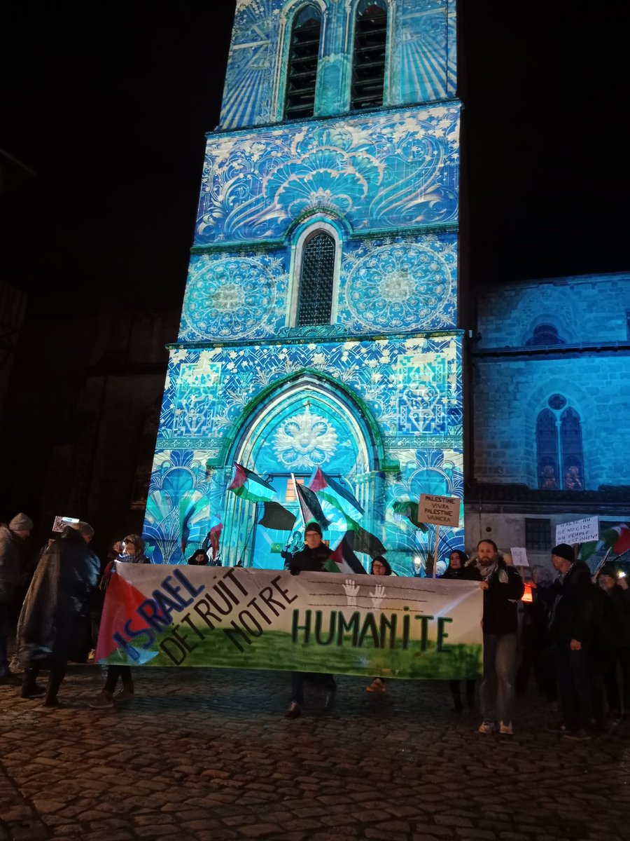 pgu1961rch's tweet image. Bon dimanche et bonnes fêtes à tous, sauf aux génocidaires et leurs complices.