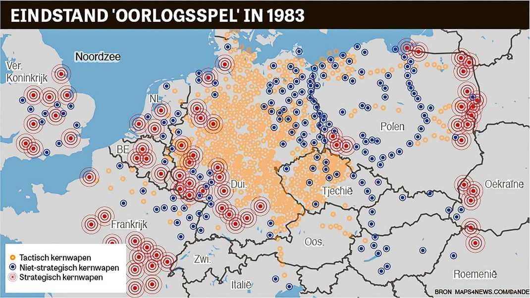 wouterkeller's tweet photo. TG: "NL compleet van de kaart geveegd bij schokkende #kernoorlog simulatie 41 jr geleden:
Na 7 dgn was EU bezaaid met nucleaire stippen (fig), terwijl Rusland en US nog schoon waren. De eindstand was echter totale vernietiging."
https://t.co/QKCtioHMyz https://t.co/wpU0kdUIgE
