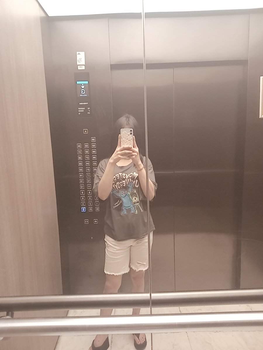 CThex93286's tweet photo. Hi How are you in Dubai 🇦🇪 
 I'm Thailand ladyboy 🇹🇭
I'm Top massage services 
📲WhataApp +971 54 705 1849
#Dubai_ladyboy 
#ladyboy_ladyboy
#Acharn_ladyboy 
#ladyboy_acharn https://t.co/erNYBrCCw7