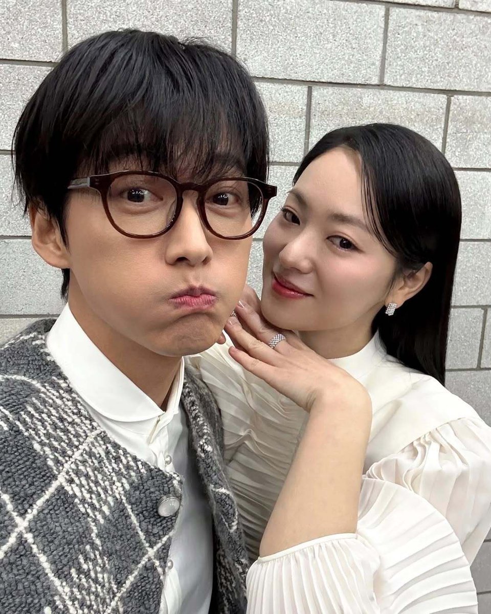 ngm_dedicated's tweet photo. I sense CHEMISTRY https://t.co/pcnGAkyb5h