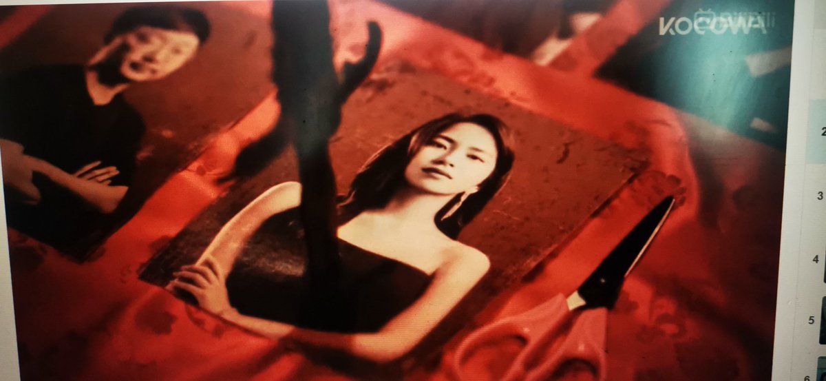 ScarlettOhara04's tweet photo. SPOILER‼️ Don't read below if you haven't watched the show yet‼️‼️‼️
**********************************
My brief speculation of the result of #BloodyGame3 episode 10.
#SteveYea voted out #GinaLee to go to Death Match at the beginning of the Money Game so that he can eliminate her in the one vs one match and send her home. 💀💅
He intentionally didn't reveal the details of the clue he got to make his team mates vote for him to Death Match because he wanted to eliminate Gina Lee himself.
He has grudge against Gina since earlier episodes, thus he used the Money Game in the latest episode to eliminate her for good.
I just can't believe that he forgot those details in the clue. He intentionally did it to send Gina away.
#BloodyGame3Ep10