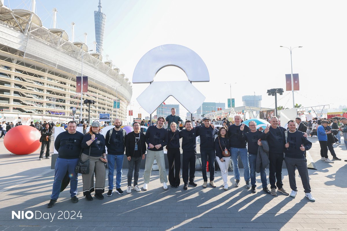 NIOGlobal's tweet photo. This year, our European users embarked on an extraordinary journey to China for #NIODay2024. From exploring the factory and NIO House to immersing the vibrant User Charity Marketplace, they fully embraced themselves in the excitement. Together, we witnessed the #ET9 launch, #firefly’s global brand launch, and countless magical moments.
#NIO #BlueSkyComing #TogetherandFurther #NIODay2024