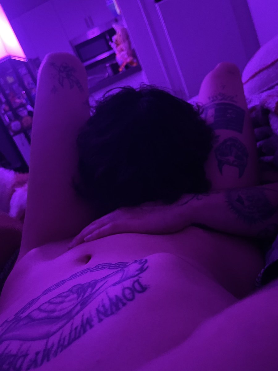 Suffer4Sage's tweet photo. husband knows how to tr(eat) me💒

dms open for pervs who wanna watch💌💸

findom https://t.co/Y4nhJw5eLf