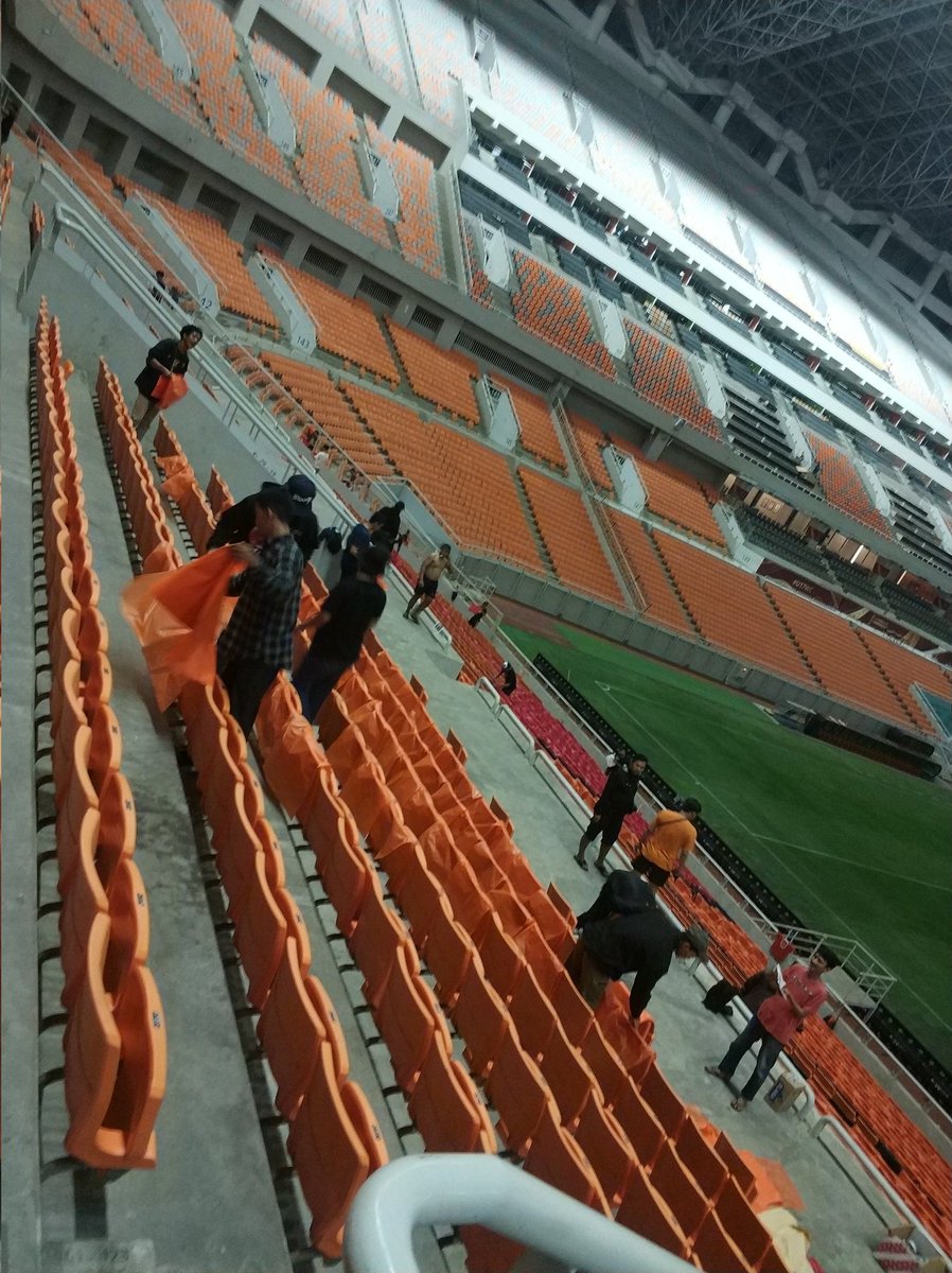 CUMA SAYANG PERSIJA tweet media