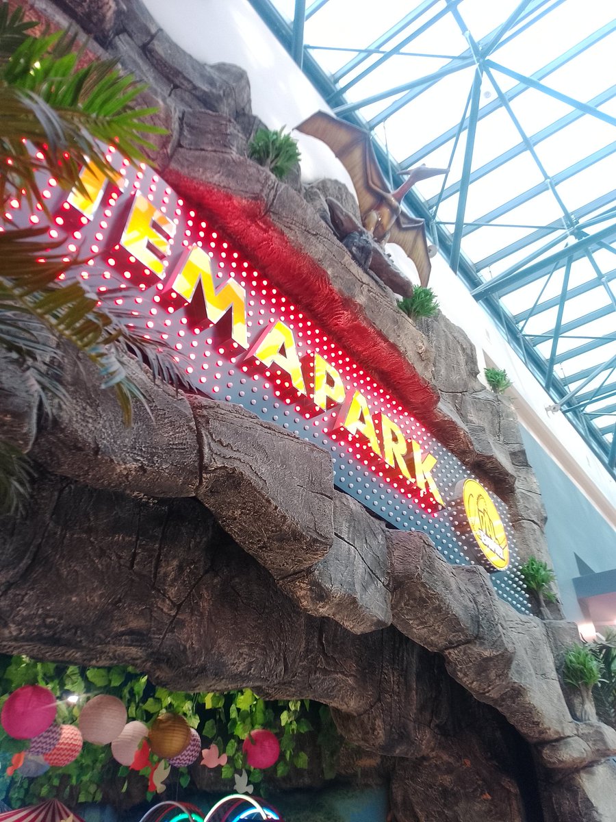 HopeDaone tweet media