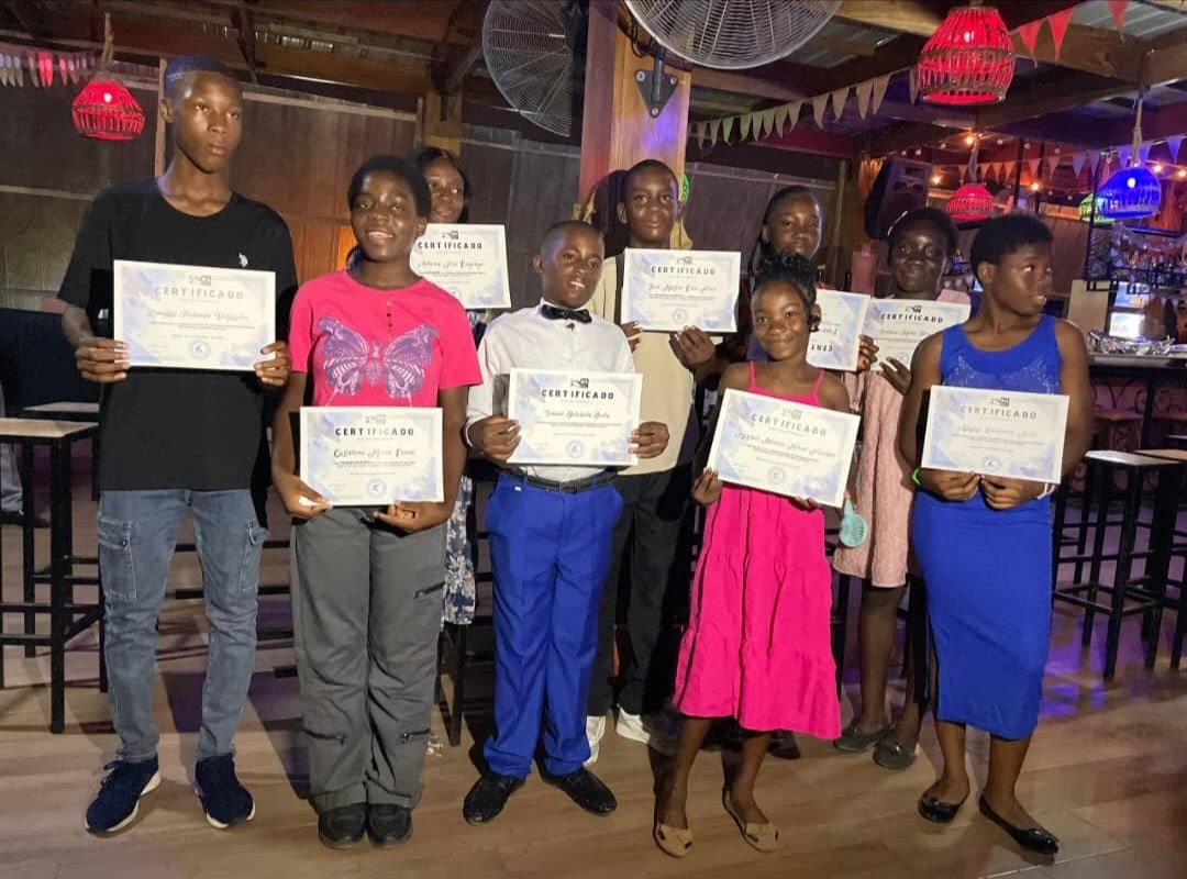 Concluyó la 2* edición del certamen Remei Sipi Mayo organizado por Omal. Siendo Antonio Nzang el ganador del 1* premio. 

#literatura #cuentos #certamen #malabo <a href="/ccemalabo/">Centro Cultural de España en Malabo - CCEM</a> <a href="/Malabo240/">Somos Familia🇬🇶</a>