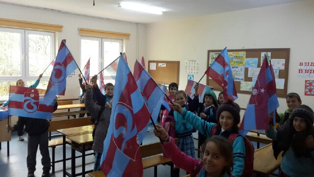 Caferkr61's tweet photo. #KenetlenTrabzonsporlular https://t.co/Nw6l42FFGp