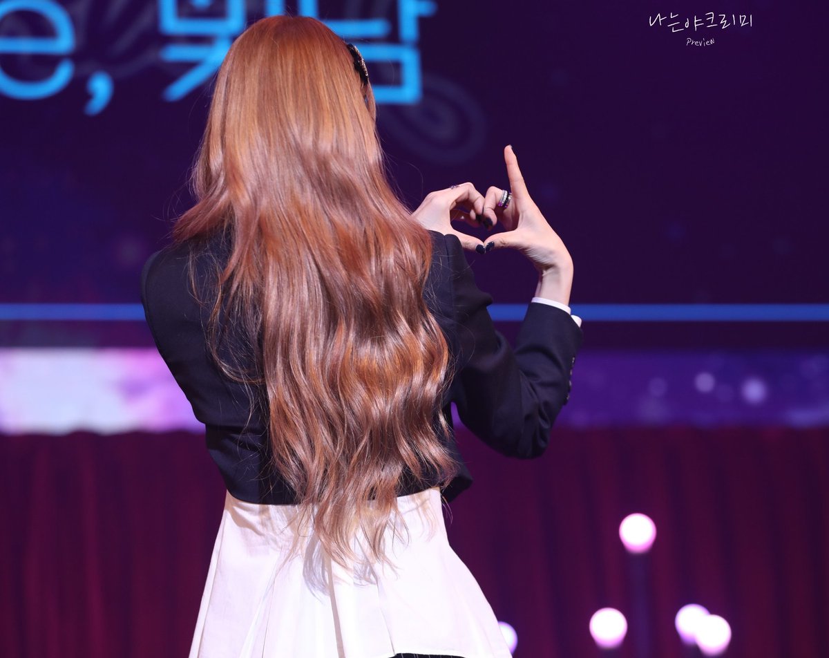 나는야크리미 tweet media