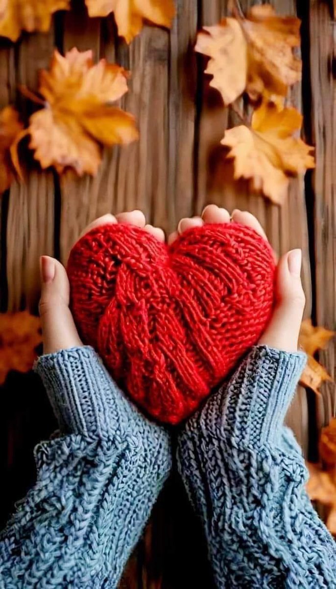 Bir Tibet atasözü der ki:
Uzun yaşamak için;
Yarısını yiyin,
İki kat yürüyün,
Üç kat gülün
Sınırsız SEVİNNN!…💕💖

#sevgiyle # neşeyle 
#Günaydın🙋‍♀️🙏
#iyihaftasonları

MUTLU PAZARLARRRR🌻☕️🌻