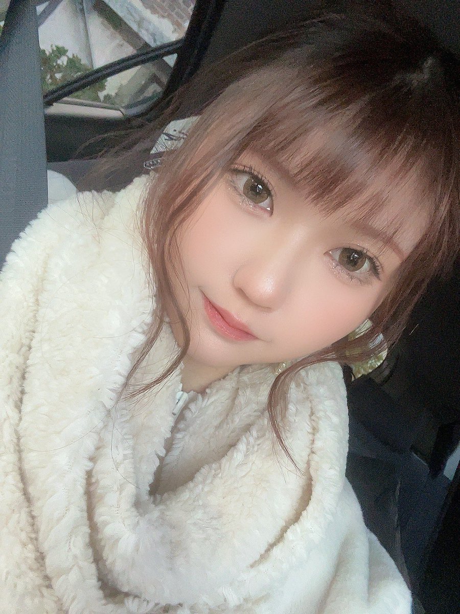 メイクの力ってすごいよね
一応メイクアップアーティストとしてのお仕事もさせてもらってるんです🩶