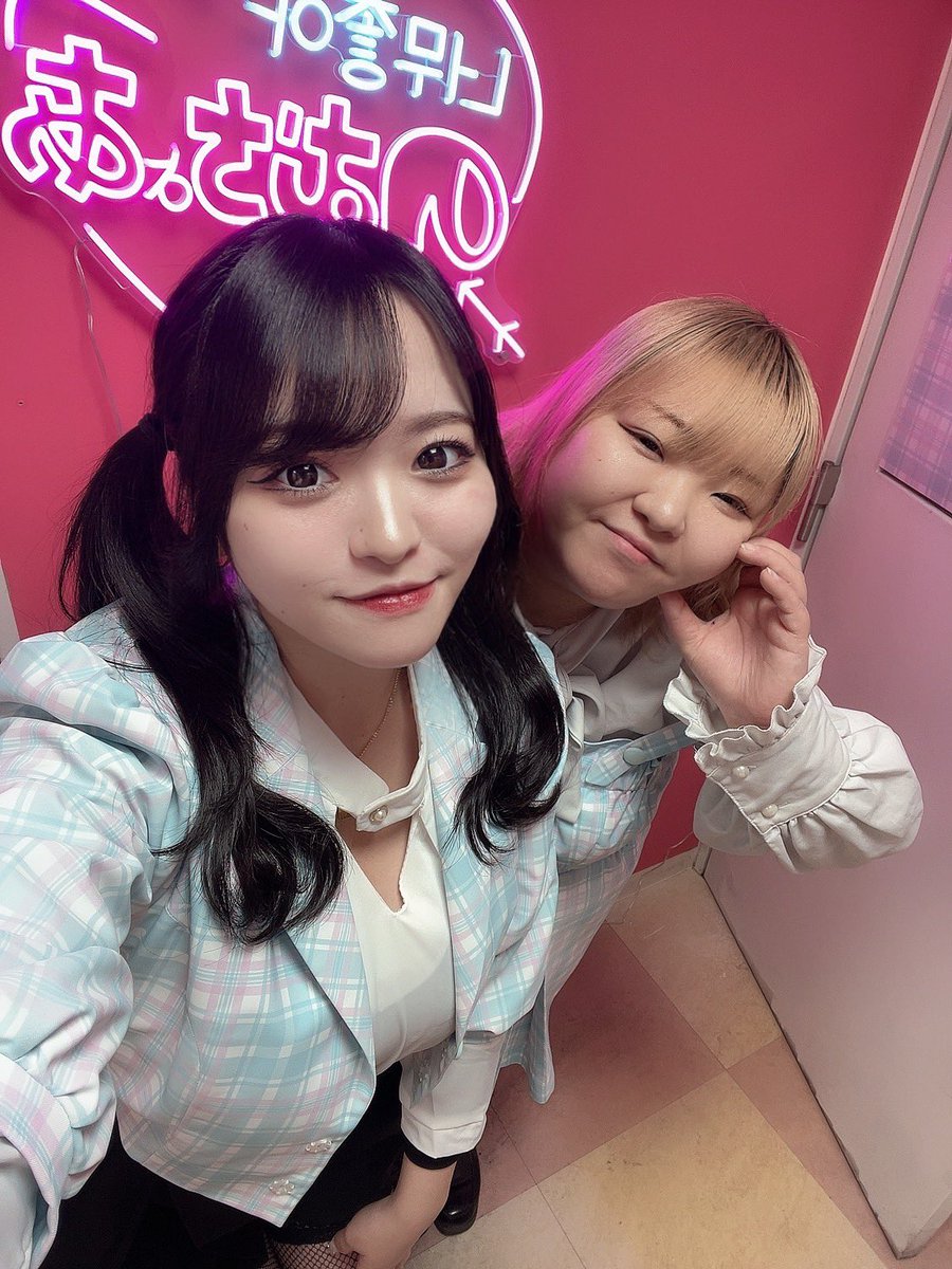 mok_kyu_n's tweet image. ホス狂いあおいちゃんプロデュースコンカフェ
&apos;&apos;のむちょあ&apos;&apos;@nomuchoa_kpop 
のレセプションに行ってきました💘

内装も看板も制服も拘りが感じられて新ジャンルのコンカフェでした🩵

キャスト募集もしてるみたいなので詳細はお店のアカウントから見てみて～👍🏻