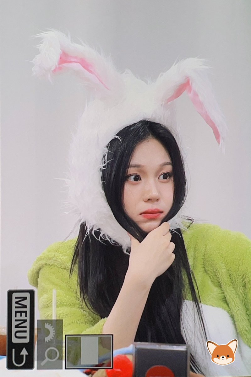 DdokHome_YW's tweet photo. 241222 프리뷰

#비비지 #VIVIZ #엄지 #UMJI https://t.co/MpBWSzDMVh