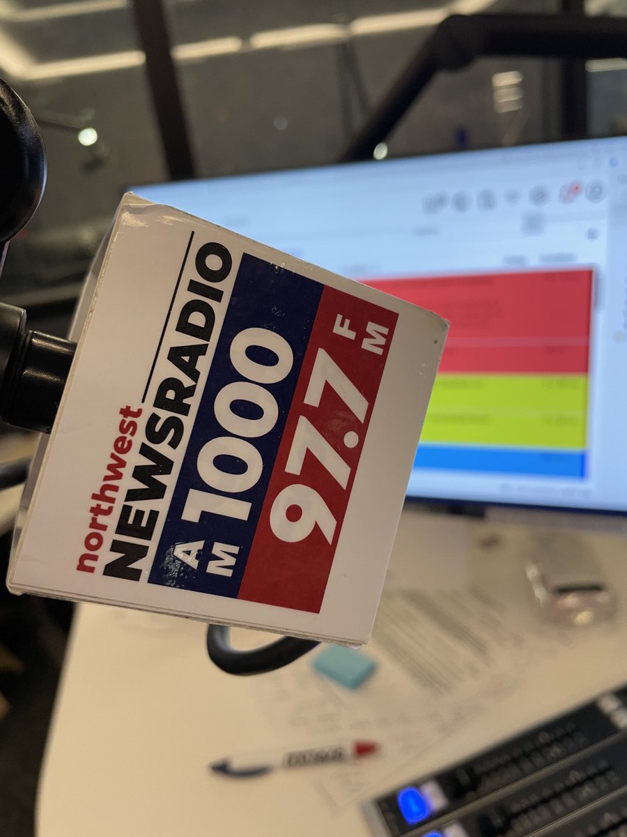 MarkC_Radio's tweet photo. Live at 6am w/ Mark Christopher-a Metro bus driver finds suspect of Stabbing on his bus &amp; an arrest is made, Seattles chance of snow by Christmas, and a favorite “Sing Along” for all ages  returns to kick off the New Year, traffic updates as well. ⁦@nwnewsradio⁩ https://t.co/u8syxDBymP