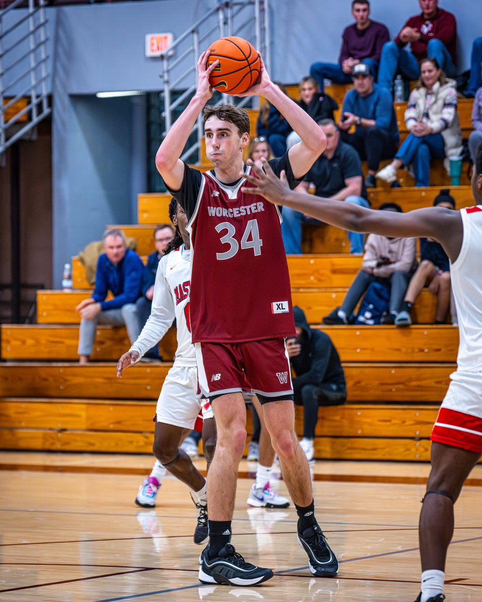WA_VBB's tweet photo. Harvard has offered Ryan Sullivan ‘25!  #WABasketball #HST https://t.co/tpzB9E1Oa9