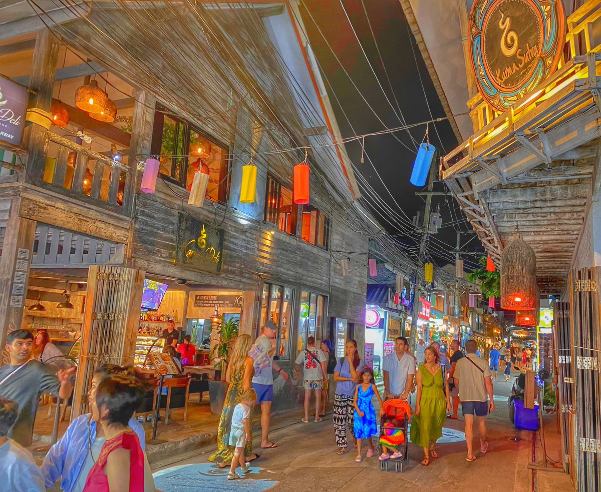 Fisherman’s Village