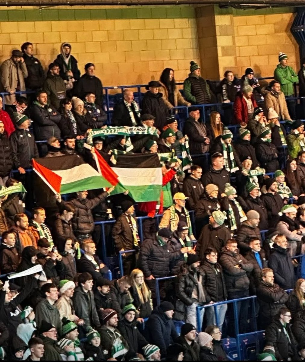 Antifa_Ultras tweet media