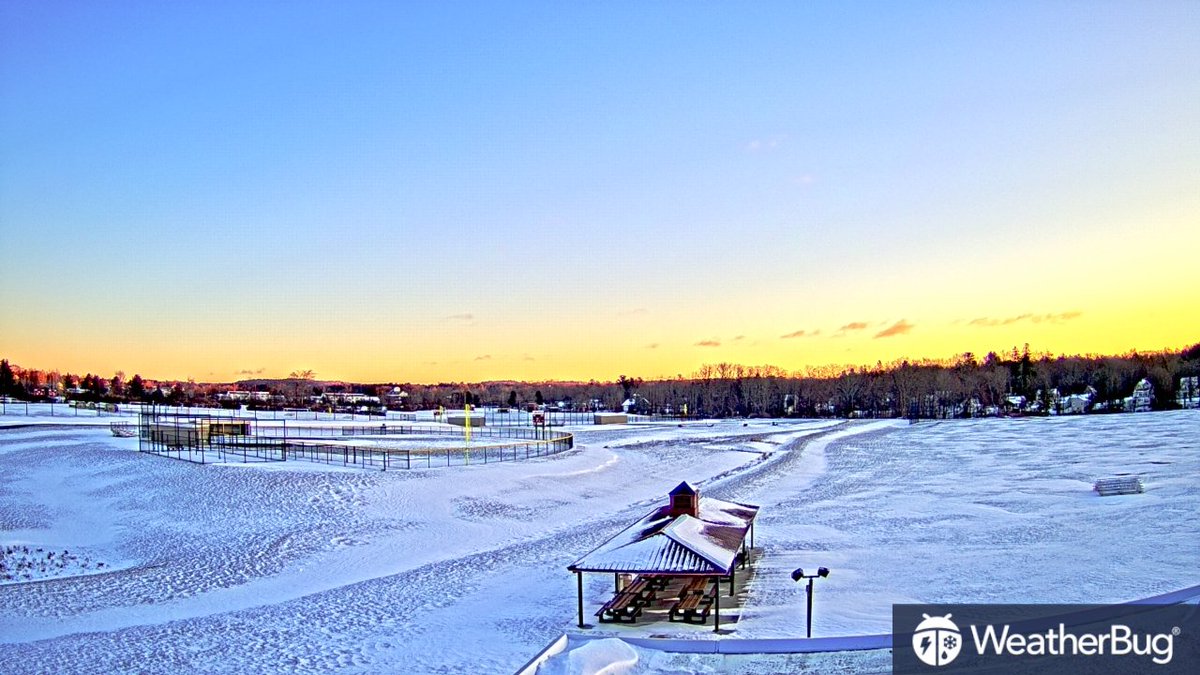 WeatherBug's tweet image. Snowy mornings never looked so good! ❄️🌅 Check out these stunning sunrises from across the winter wonderland of the Northeast. Which one is your favorite? #WinterSunrise #SnowyViews #WeatherBug