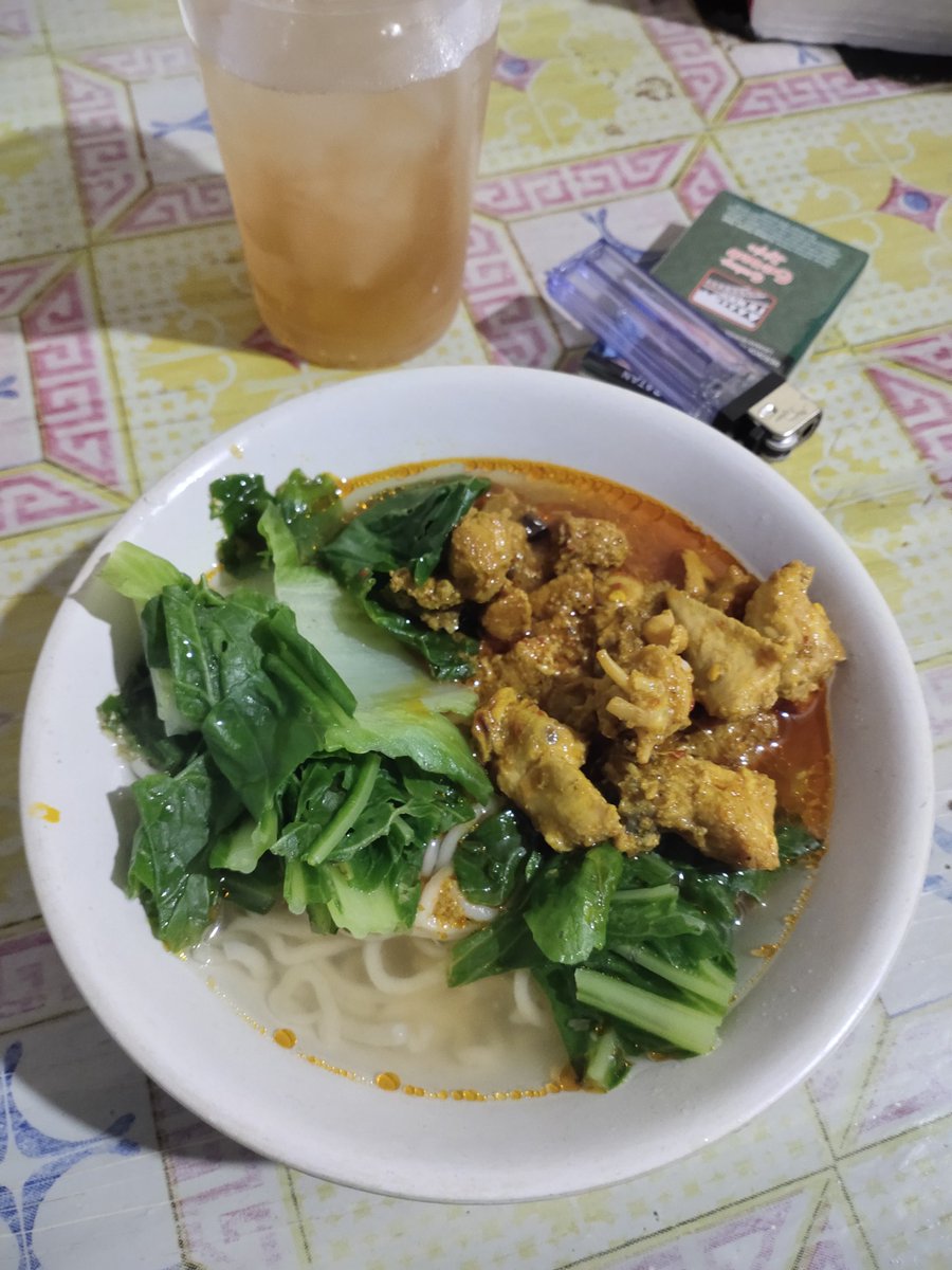 ca0ne's tweet photo. mie ayam tombo kangen https://t.co/MxFoeCbgRn