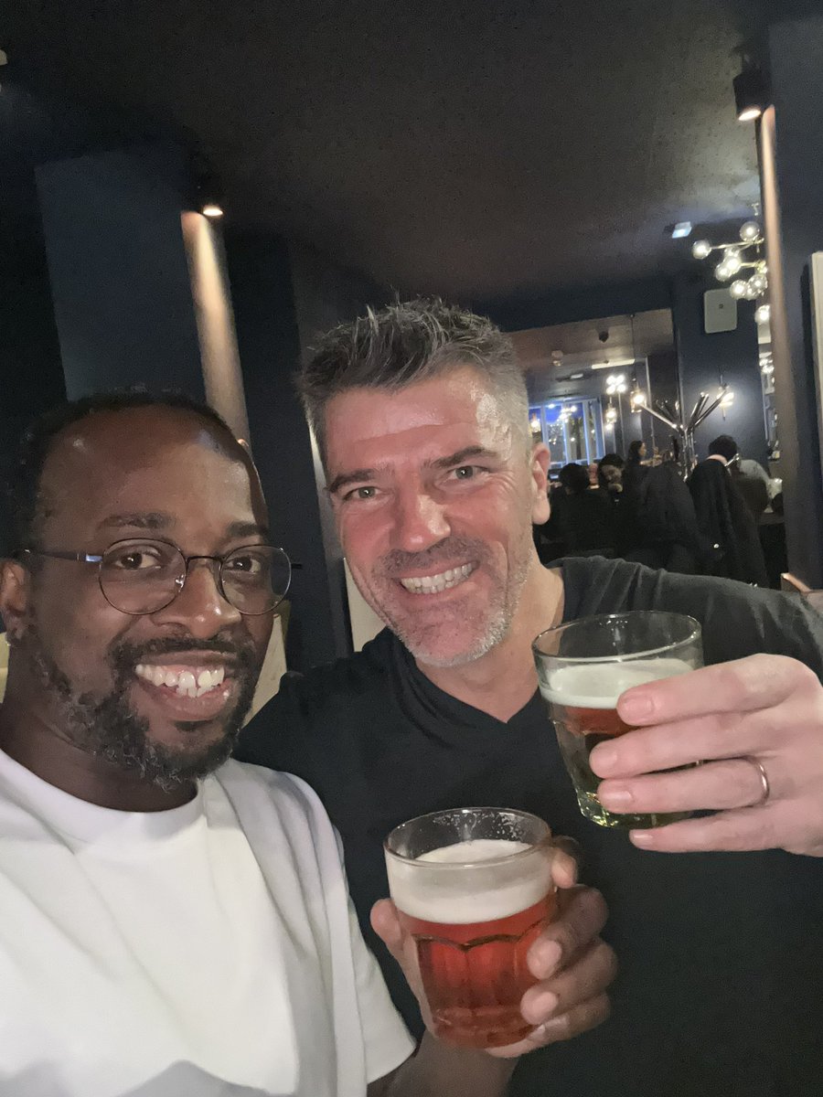 2 Altiligériens vous félicitent 
<a href="/CoupetCoupet/">Grégory Coupet</a> 
Bravo 
<a href="/EspalyFc/">FC Espaly eSport</a> <a href="/lepuyfoot/">Le Puy Foot 43</a> 
#CoupeDeFrance