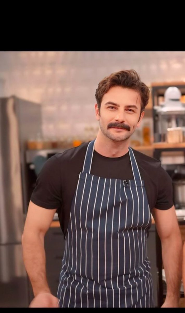 Program bahaneydi bu yakışıklı prensi izlemek şahaneydi 👨‍🍳🍽️😋🫠🤩💗💫💞👏🧿💫👍😋🥰👑🥳 
teşekkürler  <a href="/KanalD/">Kanal D</a> 
#GökberkDemirci  #ArdaileOmuzOmuza