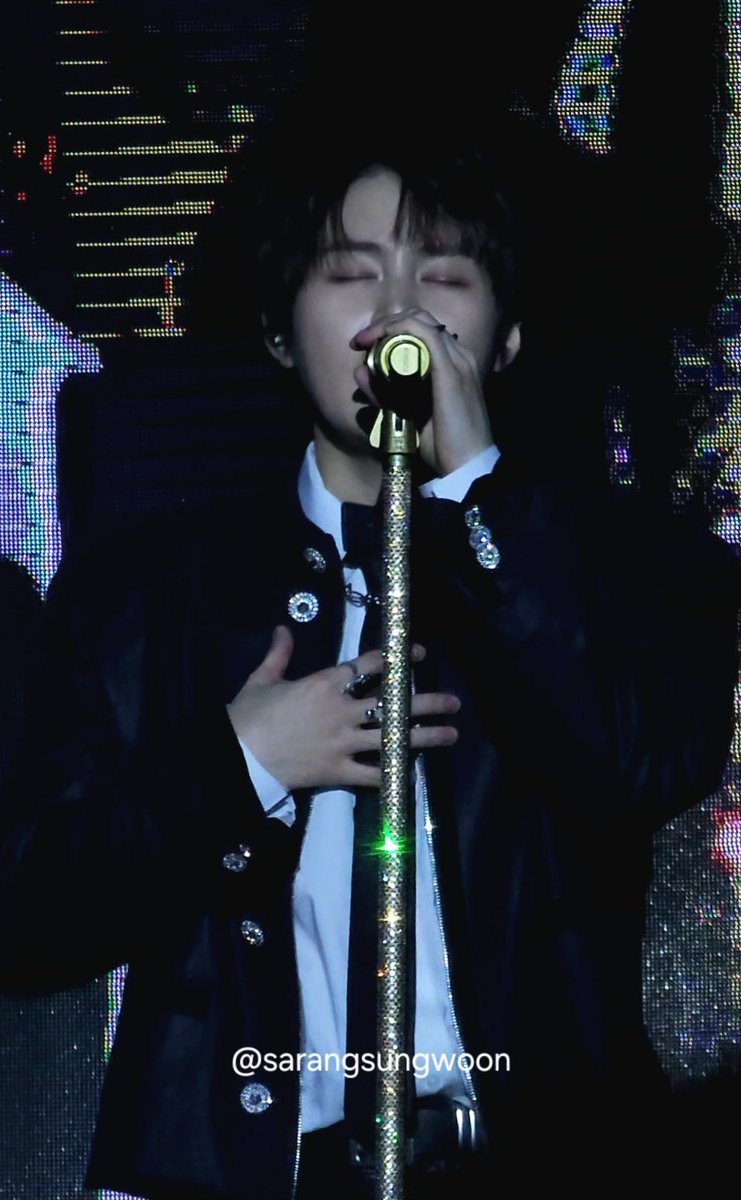 241222 하성운 썸데이 페스티벌 in 여수 
셋리스트

1. Blessed
2. Get Ready
3. 이니미니마이니모
4. Bird
5. Sneakers 
6. 오늘 뭐해
7. Too little too late
8. 촛불
9. Love Sound
10. 다시 찾아온 12월 이야기
11. 2000 miles
12. Daylight 
13. Focus

#썸데이 #썸데이페스티벌 #여수