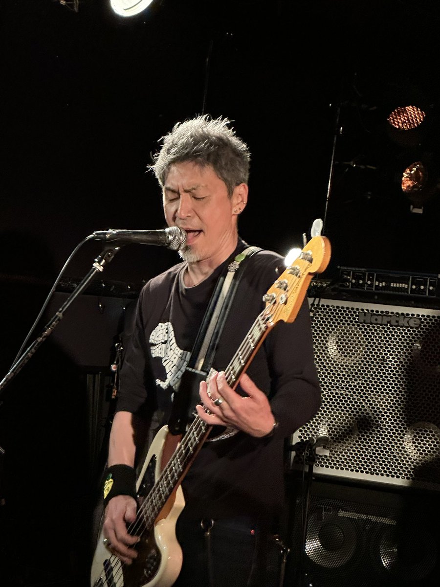 MuvTbDl51nxzoHi's tweet photo. #TheLemonade×Z
#レモネーズ
#BaスGONTAの４枚
#サンデーミュージックショウ
#新松戸FIREBIRD
(2024.12.22) ブンブンでしたBaス！良い音してました。 https://t.co/FjYHodpIoE