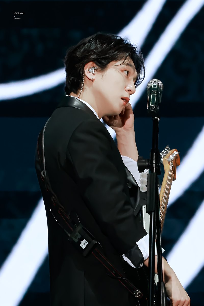 love_u_116's tweet photo. 241221 
#성진 #SUNGJIN #데이식스 #DAY6 https://t.co/k0huKG4uBB